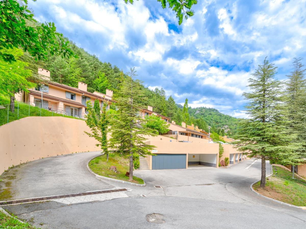 Vacanceole - Residence Les Gorges Rouges Гийом Экстерьер фото